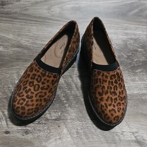Clark's Airabell Animal Print Suede Slip-On Loafers Nwt